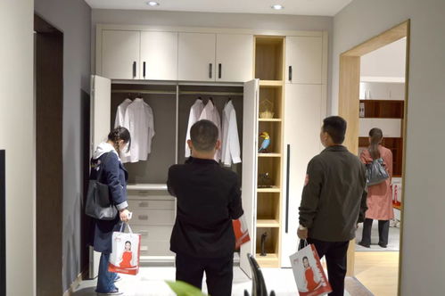 简一衣柜“4.20万人空巷抢工厂”移门专场活动圆满收官，引爆家居消费新热潮