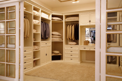 爱迪整体衣柜 移门系列产品图片展示